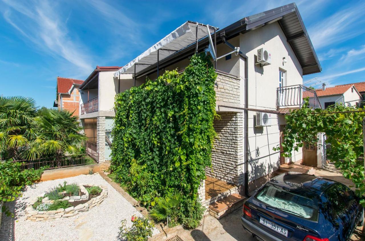 Apartments Andrija 皮罗瓦茨 外观 照片